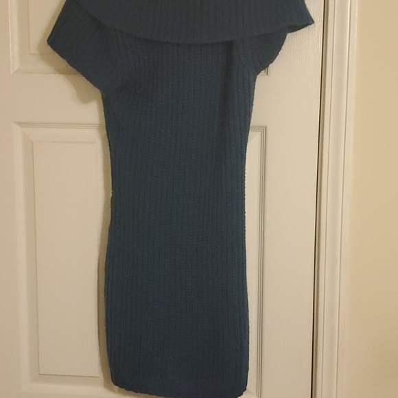 DOTS TEAL SWEATER DRESS - Picture 4 of 4